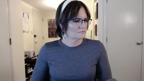 Cait online show from May 30, 11:39 pm