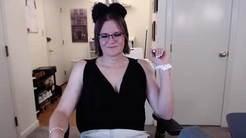 Cait online show from June 26, 12:36 am