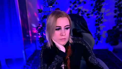 Eileen online show from August 13, 10:02 pm