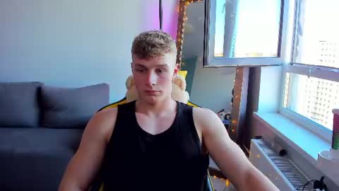 kurt_hanssen online show from July 16, 4:41 pm