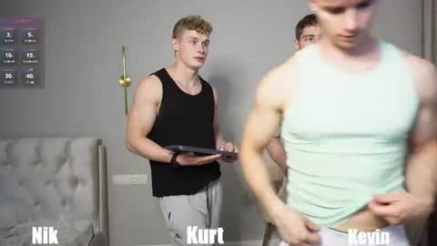 kurt_hanssen online show from August 9, 8:43 pm
