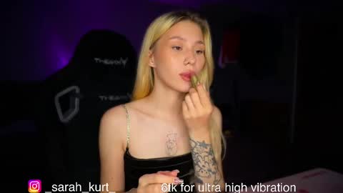 deepthroat princess  online show from June 1, 10:02 pm
