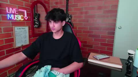 JASON online show from May 17, 4:41 pm