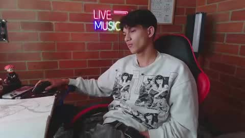 JASON online show from August 6, 3:44 pm