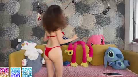 Brianna my friends can call me Bri or kusya D online show from August 7, 4:40 pm