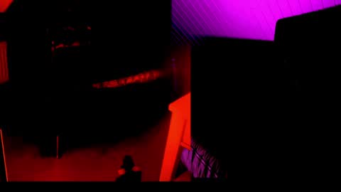 kvnx33 online show from April 24, 12:47 am