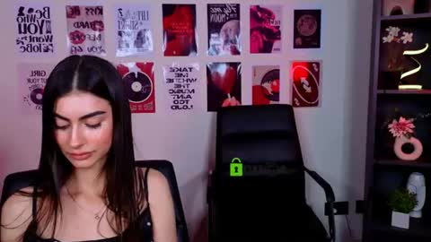 Kylie love u online show from July 15, 9:43 am