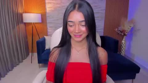 KYLIE COLLINS online show from August 5, 3:10 pm