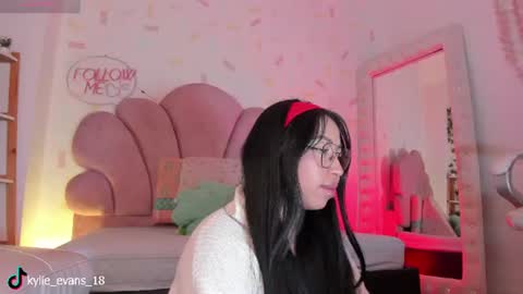 Kylie online show from August 11, 11:29 pm