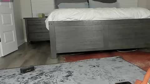 Kylie online show from July 2, 3:40 am