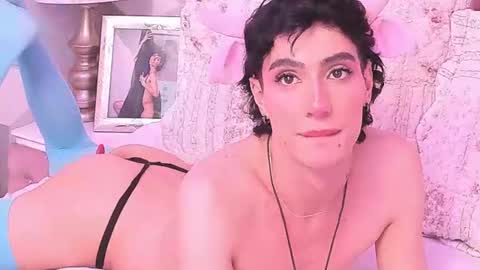 Kylie  online show from July 28, 5:24 am