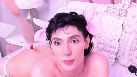 Kylie  online show from July 31, 7:58 am