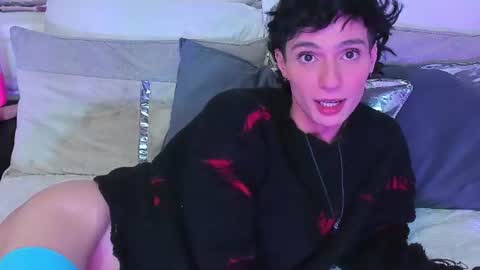 Kylie  online show from August 2, 5:03 am