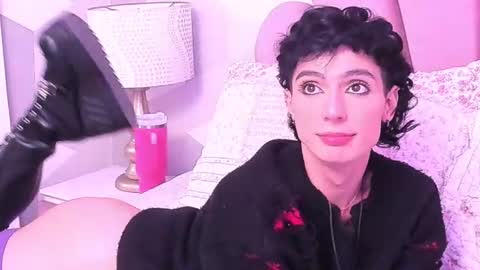 Kylie  online show from August 2, 9:49 am