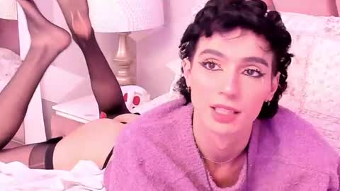 Kylie  online show from August 4, 12:29 am