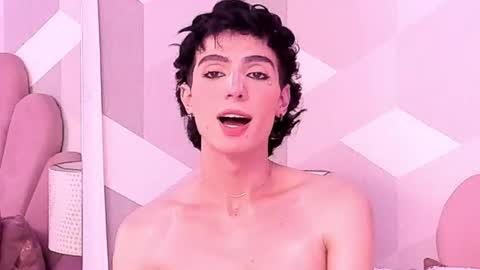 Kylie  online show from August 9, 5:30 am