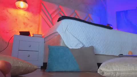 Kyle online show from August 11, 2:30 pm