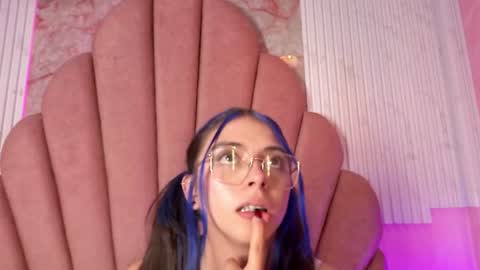 kyomi_hunt online show from August 12, 7:33 am