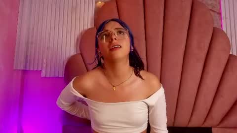 kyomi_hunt online show from August 15, 9:46 am