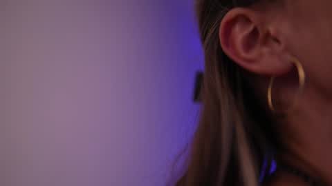 Kyssa online show from August 10, 12:01 am