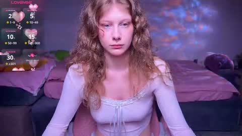 Sara Kirill online show from July 25, 9:30 pm