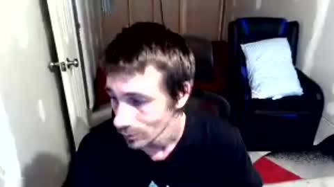l1v1nth3dr3am online show from July 13, 12:56 pm