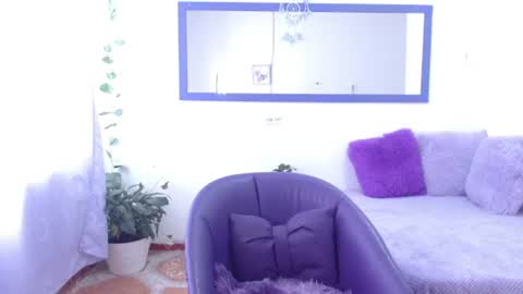Sara online show from August 14, 8:01 pm