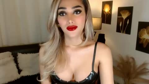 ISABEL online show from February 20, 6:11 am