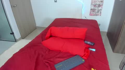 La Sami online show from August 13, 3:31 am