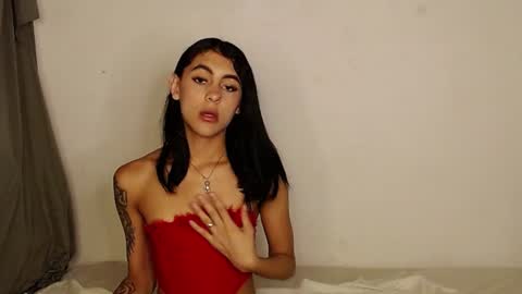 la_vahio07 online show from August 8, 1:05 am