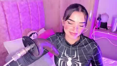 lana  foxx Model  independient online show from August 15, 1:42 am
