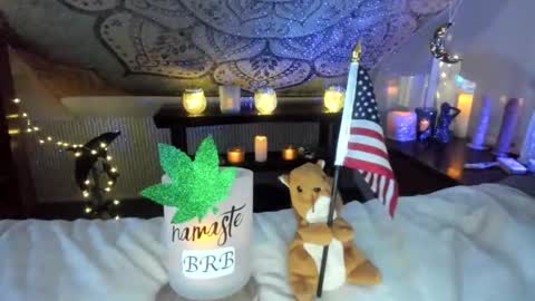 Lacey online show from May 24, 6:49 am