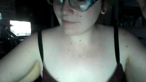 laceysweets27 online show from August 4, 1:46 am