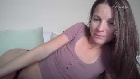 Lacie online show from August 15, 8:02 pm