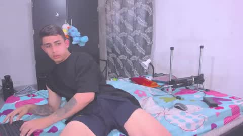 lacii_lostt online show from July 11, 12:55 pm