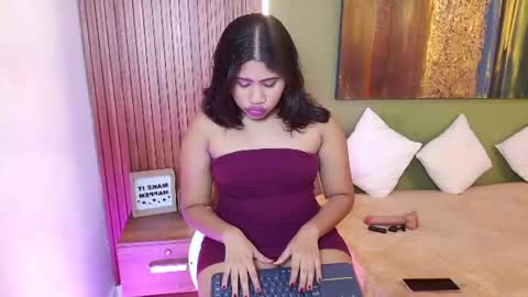 lady_ambar19 online show from August 12, 8:11 pm