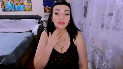 lady_boom_ online show from July 7, 6:01 pm