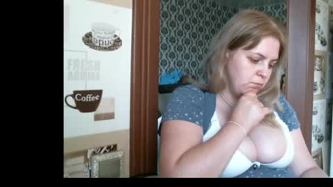 lady cute cat29 online show from August 6, 6:34 am