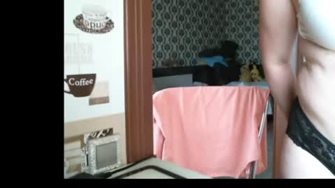 lady cute cat29 online show from August 10, 7:10 am