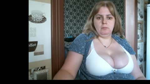 lady cute cat29 online show from August 11, 10:06 am