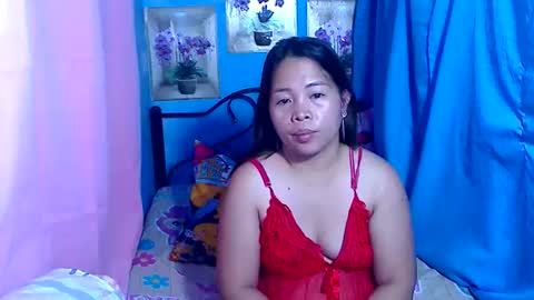 lady_in_bed69 online show from August 1, 1:33 am