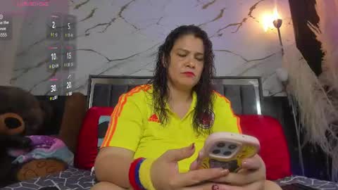 lady_lucy69 online show from June 18, 2:11 am
