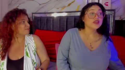 lady_lucy69 online show from August 14, 2:43 pm