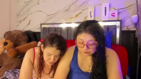 lady_lucy69 online show from August 15, 2:43 pm