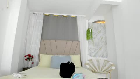lady_miss___ online show from August 12, 12:29 pm