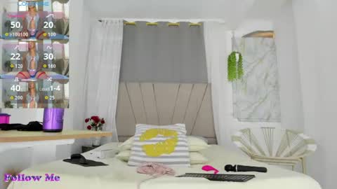 lady_miss___ online show from August 12, 7:05 pm