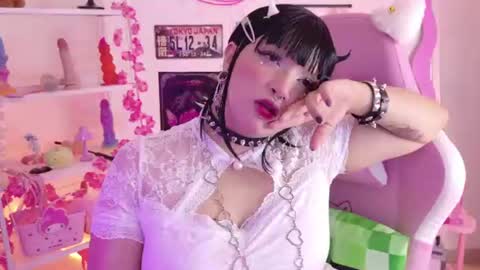 Lady  online show from July 24, 2:25 am