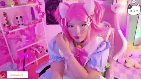 Lady  online show from August 9, 12:33 am