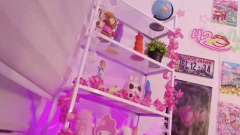Lady  online show from August 14, 2:48 am