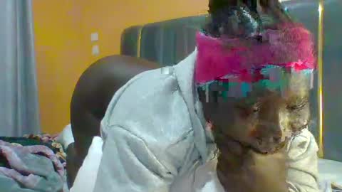 lindah32 online show from July 11, 12:27 am